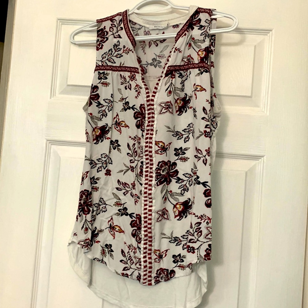 Flowered top